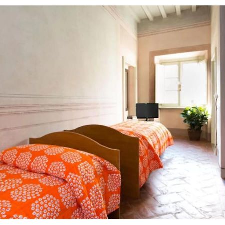 Palazzo Piazza Mazzini Otel Pescia Dış mekan fotoğraf